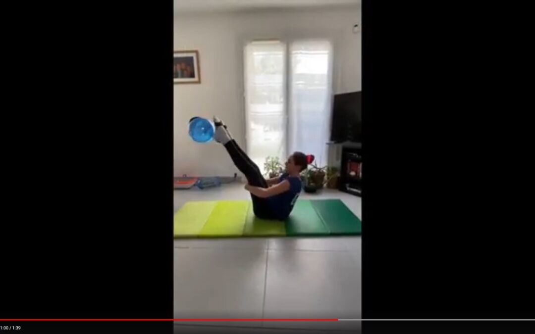 Aquafitbag M : Séance d’exercices avec Eléa 11 ans